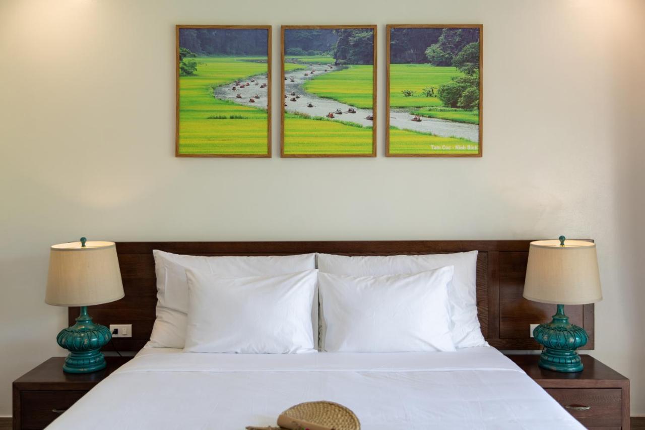 Bai Dinh Riverside & Khách sạn